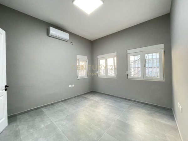 Tirane, shitet apartament 4+1 Kati 1, 176 m² 500.000 € (Blloku)