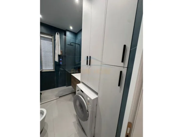 Tirane, shitet apartament 2+1 Kati 1, 90 m² 240.000 € 