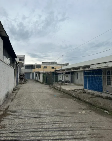 Durres, shitet ambjent biznesi Kati 0, 126 m² 78.000 € (Rruga Bajram Tusha)