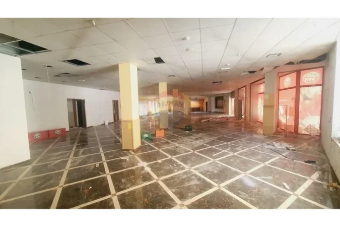 Tirane, shitet dyqan , 1.000 m² 1.700.000 € (Rruga Mihal Grameno ID: 530561001-79)