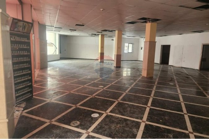 Tirane, shitet dyqan , 1.000 m² 1.700.000 € (Rruga Mihal Grameno ID: 530561001-79)