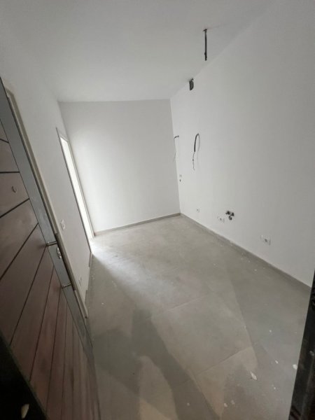 Tirane, shes garsonier 1+1 Kati 4, 46 m² 138.000 € (Rruga Myslym Shyri)