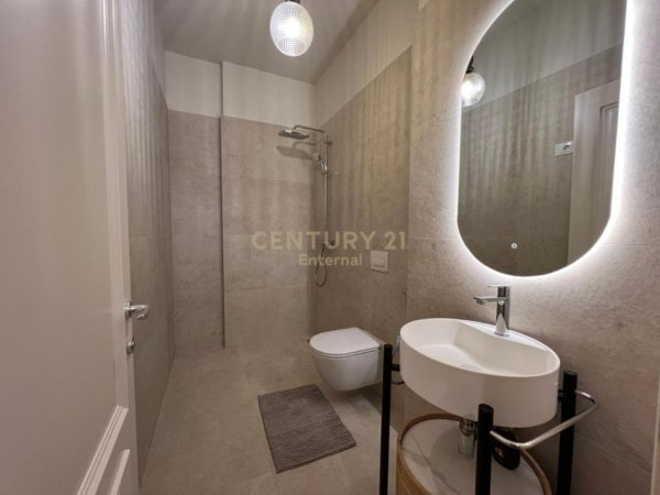 Tirane, jepet me qera apartament 2+1+Aneks+Ballkon Kati 2, 124 m² 1.600 € (Tek Altana Residencial)