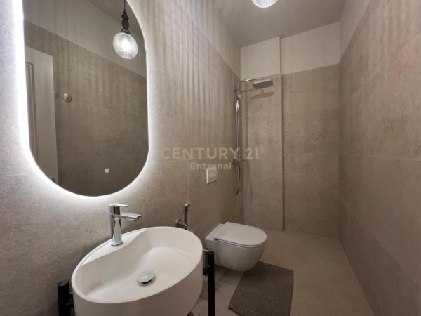 Tirane, jepet me qera apartament 2+1+Aneks+Ballkon Kati 2, 124 m² 1.600 € (Tek Altana Residencial)