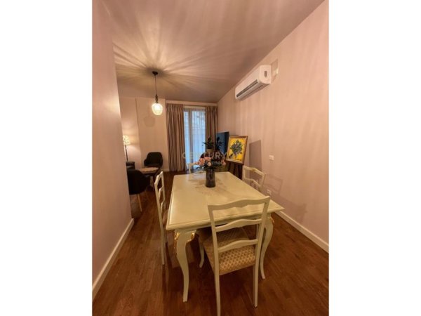 Tirane, jepet me qera apartament 2+1+Aneks+Ballkon Kati 2, 124 m² 1.600 € (Tek Altana Residencial)