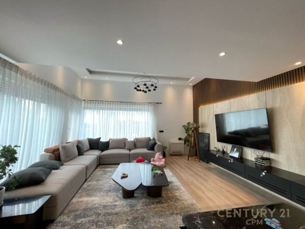 Tirane, Liste me oferta Vile 2+1 Kati 3, 561 m² 1.100.000 € (Long Hill Rezidence)