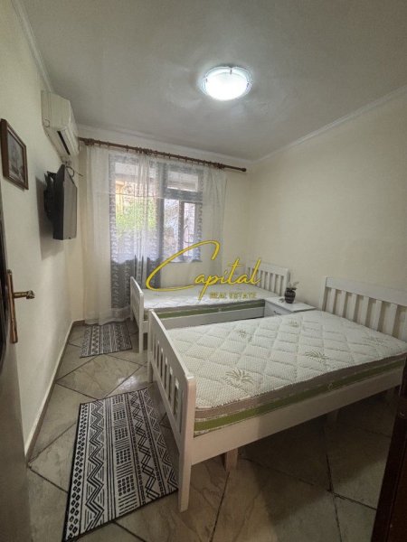 Tirane, jepet me qera apartament 1+1 Kati 1, 55 m² 450 € (MYSLYM SHYRI)