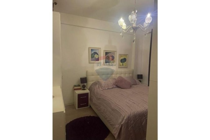 Tirane, jepet me qera apartament 2+1 Kati 6, 85 m² 600 € (KMY, Yzberisht,)