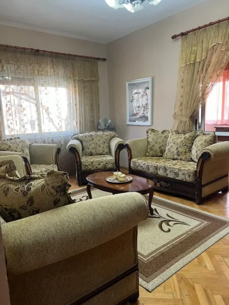 Tirane, shitet apartament 2+1+Aneks Kati 4, 94 m² 195.000 € (myslym shyri)