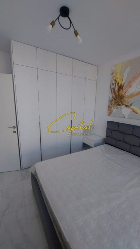 Tirane, jepet me qera apartament 1+1 Kati 7, 65 m² 470 € (YZBERISHT)