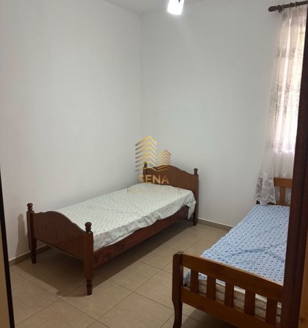 Tirane, jepet me qera apartament 1+1 Kati 1, 60 m² 320 € (Bulevardi i Ri)
