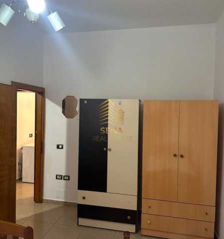 Tirane, jepet me qera apartament 1+1 Kati 1, 60 m² 320 € (Bulevardi i Ri)