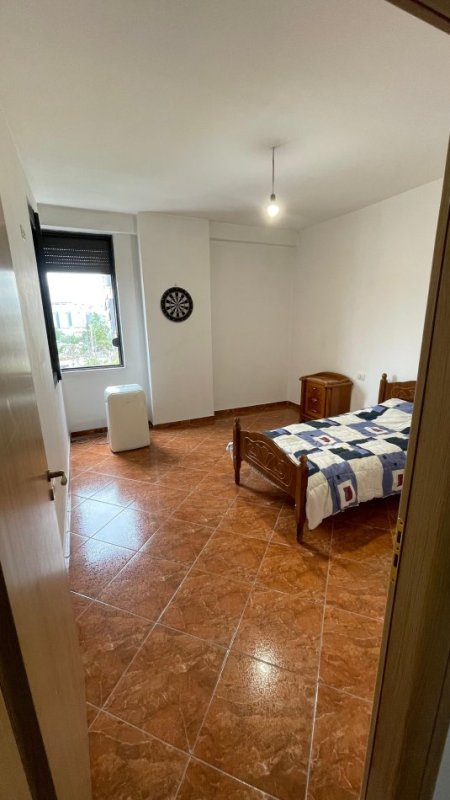 Tirane, shitet apartament 2+1+Aneks+Ballkon Kati 2, 126 m² 162.000 € (Rruga Rexhep Shala, Yzberisht)