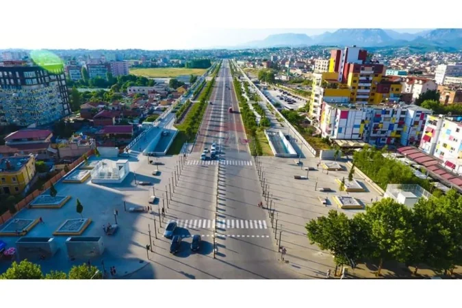 Paskuqan, shitet dyqan Kati 0, 88 m² 264.000 € (ID: 530181045-603)