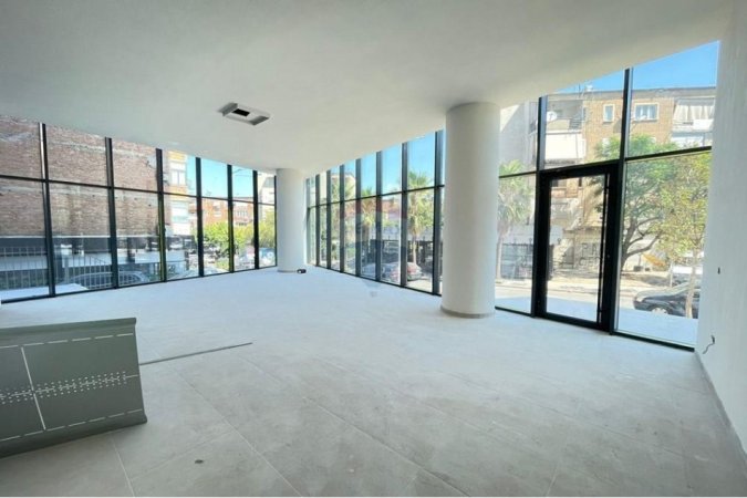 Tirane, shitet dyqan Kati 0, 154 m² 735.000 € (Rruga Mine Peza ID: 530191054-1307)