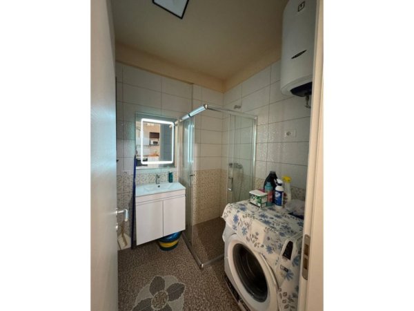 Tirane, jepet me qera apartament 2+1 Kati 2, 80 m² 600 € (Tower Bridge 3 Tirana Albania)