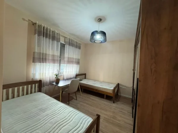 Tirane, jepet me qera apartament 2+1 Kati 2, 80 m² 600 € (Tower Bridge 3 Tirana Albania)