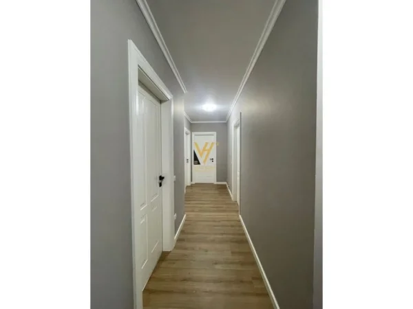 Tirane, shitet apartament 2+1+Aneks+Ballkon , 119 m² 300.000 € (RRUGA FORTUZI)