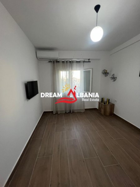 Tirane, jepet me qera apartament 1+1 Kati 1, 65 m² 500 € (selite)