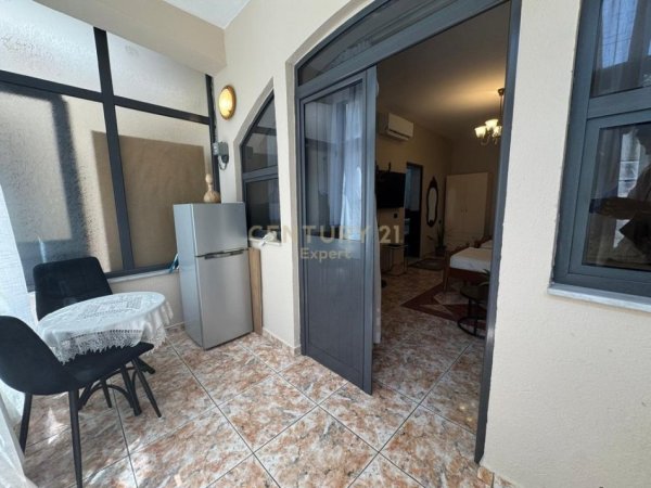Tirane, jepet me qera apartament Kati 1, 40 m² 350 € 