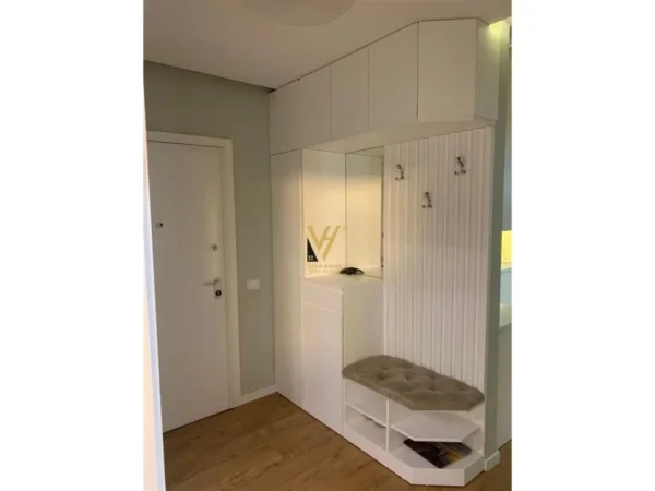 Tirane, jepet me qera apartament 2+1+Ballkon Kati 2, 96 m² 800 € (KONTAKTI 21 DHJETORI)