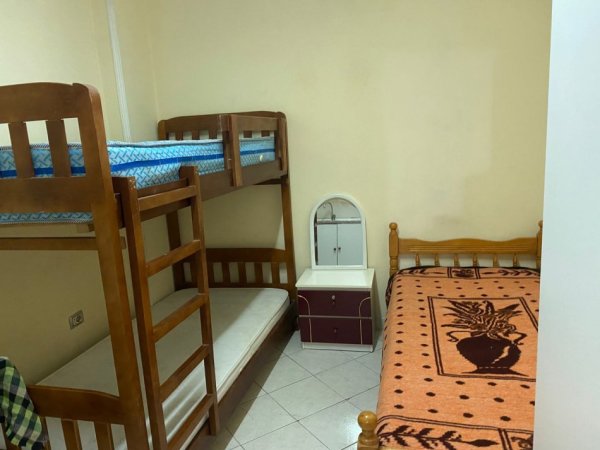 Tirane, jepet me qera apartament 1+1 Kati 0, 45 m² 270 € (rruga Mine Peza Tirane)