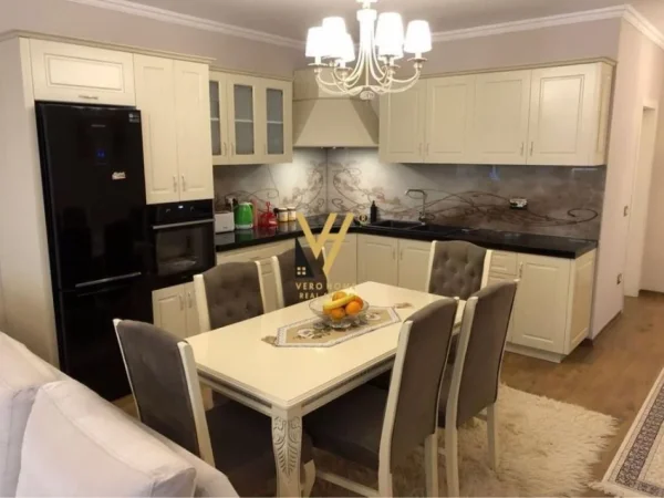 Tirane, shitet 2+1+Aneks+Ballkon Kati 5, 127 m² 158.000 € 