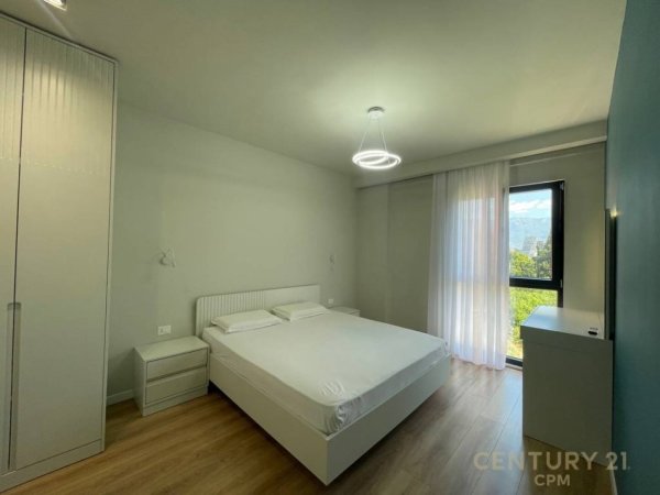 Tirane, jepet me qera apartament 2+1+Aneks+Ballkon Kati 2, 96 m² 750 € (Kodra e Diellit)