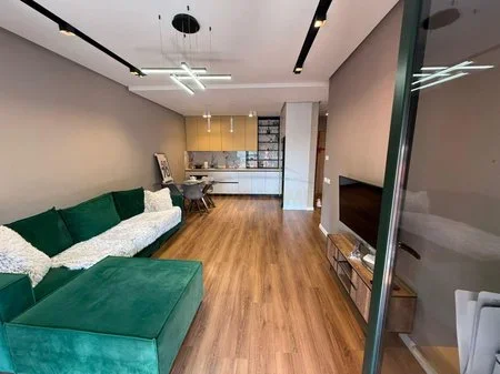 Tirane, shitet apartament 1+1+Ballkon Kati 5, 71 m² 140.000 € (Unaza e re, Green City)