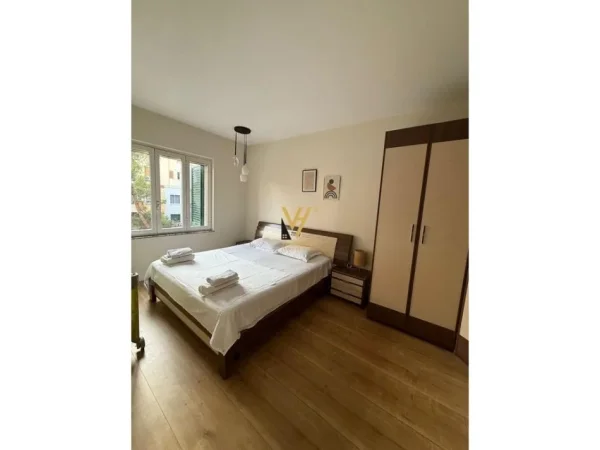 Tirane, jepet me qera apartament 2+1 Kati 4, 90 m² 750 € (MYSLYM SHYRI)