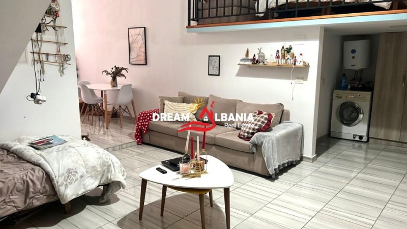 Tirane, shitet apartament Dublex Kati 1, 75 m² 70.000 € (ne Rrugen 5 Maji, prane Shkolles Tirana Jone)