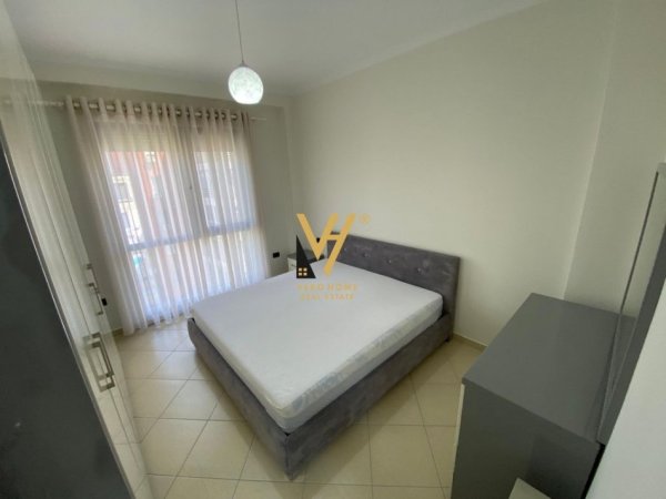 Tirane, jepet me qera apartament 2+1+Aneks+Ballkon Kati 3, 98 m² 1.100 € (RRUGA E KOSOVAREVE)