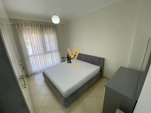 Tirane, jepet me qera apartament 2+1+Aneks+Ballkon Kati 3, 98 m² 1.100 € (RRUGA E KOSOVAREVE)