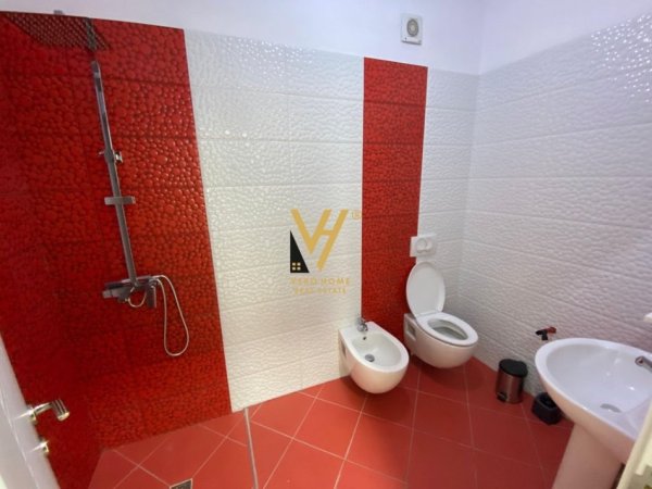 Tirane, jepet me qera apartament 2+1+Aneks+Ballkon Kati 3, 98 m² 1.100 € (RRUGA E KOSOVAREVE)