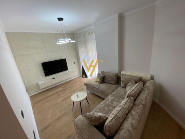 Tirane, jepet me qera apartament 1+1+Ballkon Kati 3, 80 m² 1.000 € (RRUGA E KOSOVAREVE)