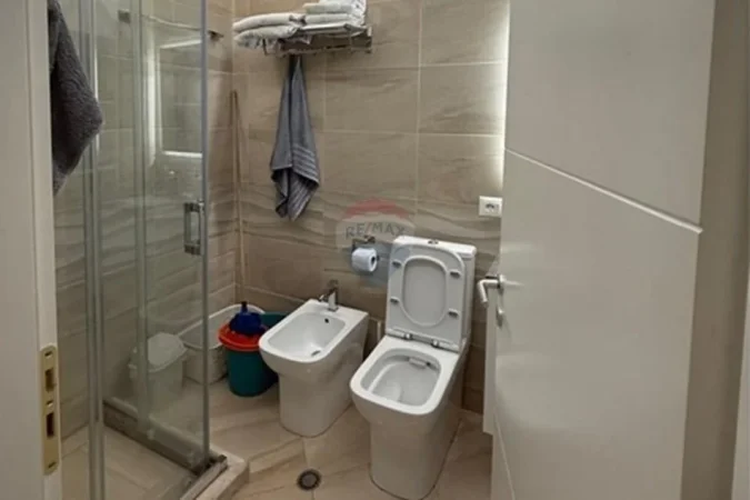 SHITET, APARTAMENT 2+1+2+VERANDE, FRESK, TIRANE. ID: 530581005-6