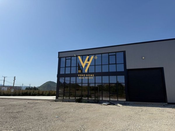 Tirane, shitet magazine Kati 0, 4.900 m² 1.500.000 € (VAQARR)