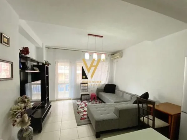 Tirane, shitet apartament 1+1+Ballkon Kati 4, 64 m² 102.000 € (YZBERISHT)