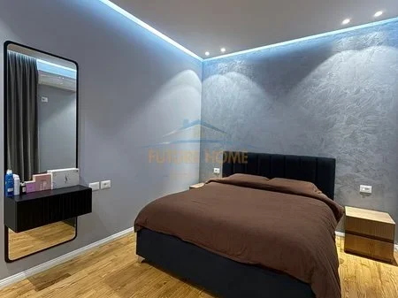 Tirane, shitet apartament Kati 5, 260 m² 30.000.000 € 