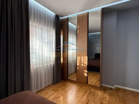 Tirane, shitet apartament Kati 5, 260 m² 30.000.000 € 