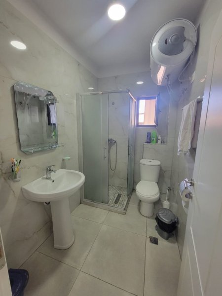 Jepet me qera apartament 1+1 – Tek Spitalet  450 €