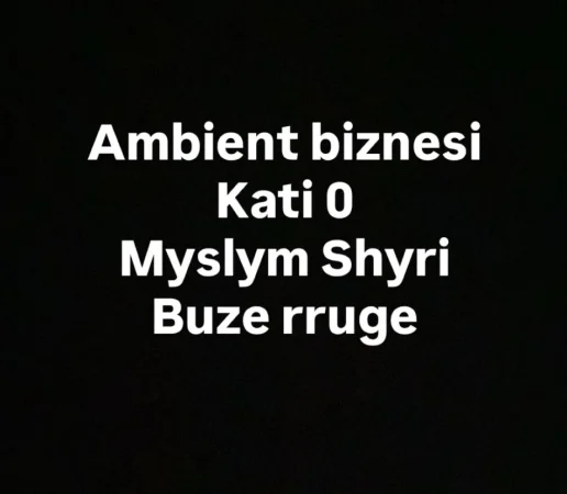 Tirane, jepet me qera dyqan Kati 0, 35 m² 1.000 € (Myslym Shyri)