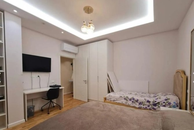Durres, shitet Vile 2 Katshe Kati 2, 420 m² 450.000 € (Gjiri Lalzit)