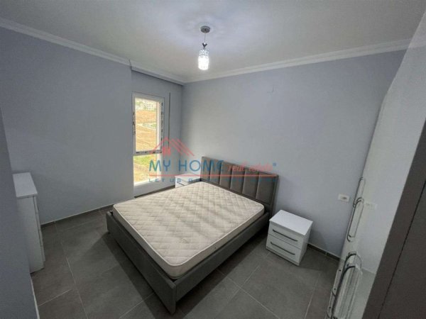 Tirane, shitet apartament 1+1+Ballkon Kati 2, 66 m² 99.000 € (Ali Demi)
