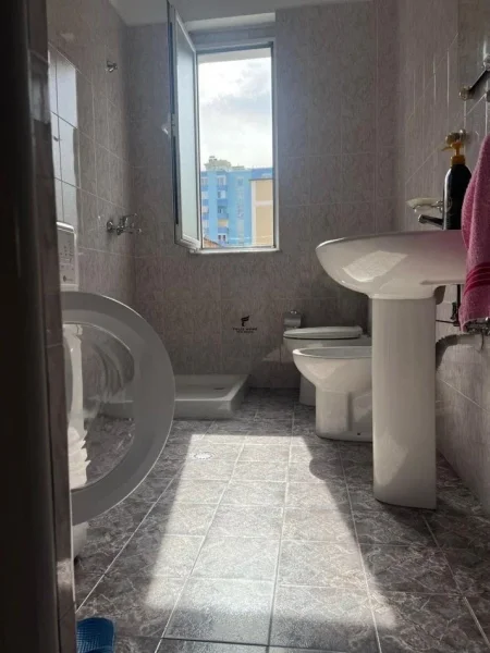 Tirane, shitet apartament 2+1 Kati 4, 94 m² 195.000 € (MYSLYM SHYRI)