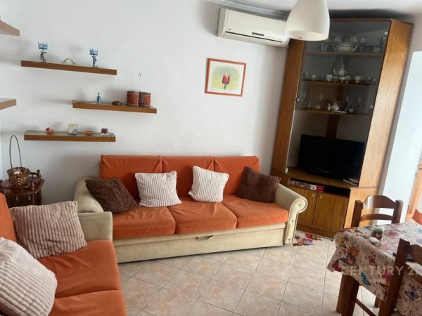 Tirane, jepet me qera apartament 2+1 Kati 2, 67 m² 450 € (Medreseja)