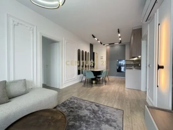 Tirane, jepet me qera apartament 2+1+Ballkon Kati 11, 110 m² 1.500 € (Rruga e Kavajes)