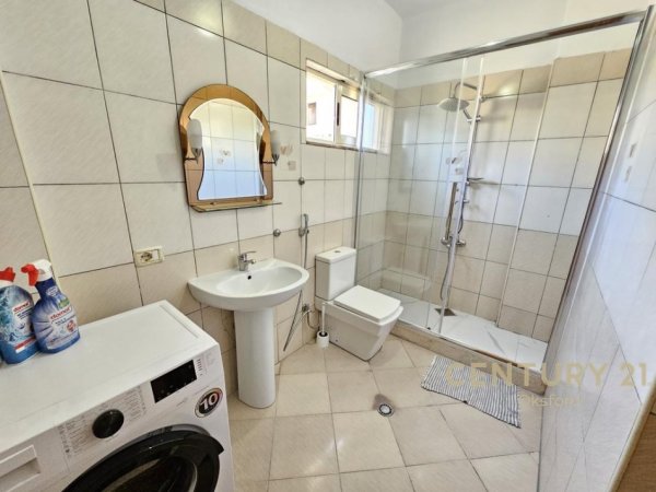 Tirane, jepet me qera apartament 2+1 Kati 1, 80 m² 350 € (Kofra e Priftit)