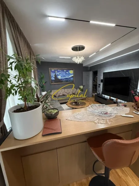 Tirane, shitet apartament 2+1 Kati 5, 140 m² 650.000 € (KOMPLEKSI LAKE VIEW)