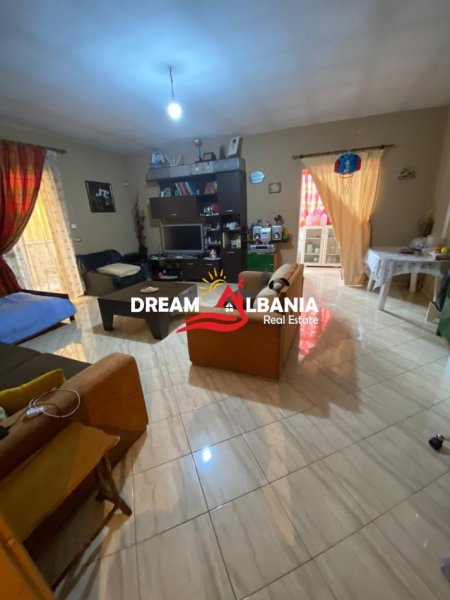 Tirane, shitet apartament 2+1 Kati 8, 97 m² 120.000 € (tek 21 Dhjetori prane Rajonit Nr.2)